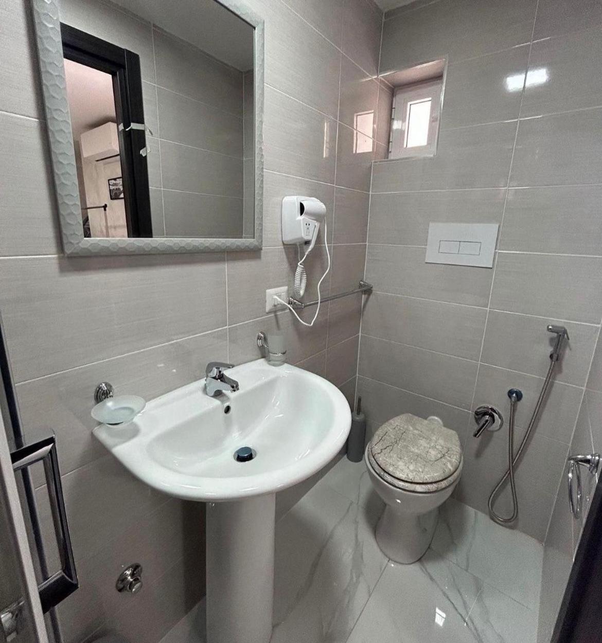 Terrazza Luxury Valentino Apartment Наполи Екстериор снимка